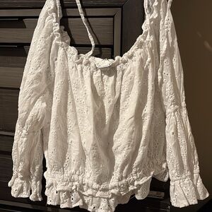 Arula White Women's Top-SIZE B